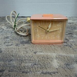 Vintage westclox softee pink drowse dialite alarm clock WORKS